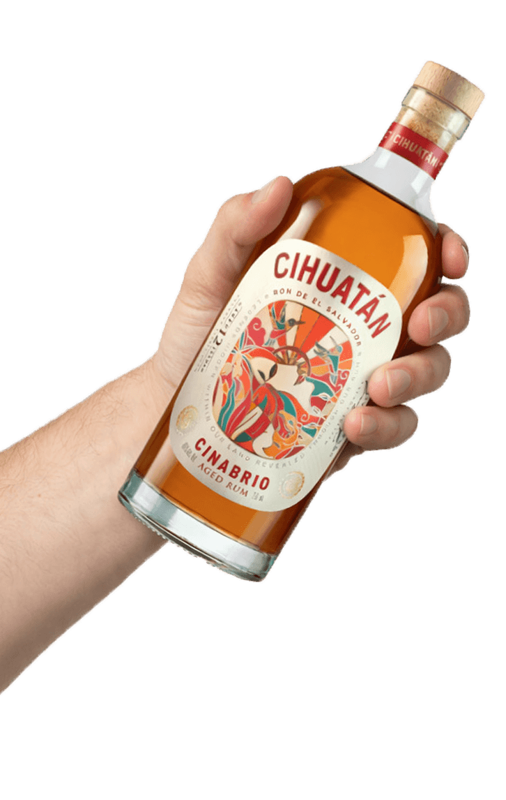 Hand holding Cinabrio Rum